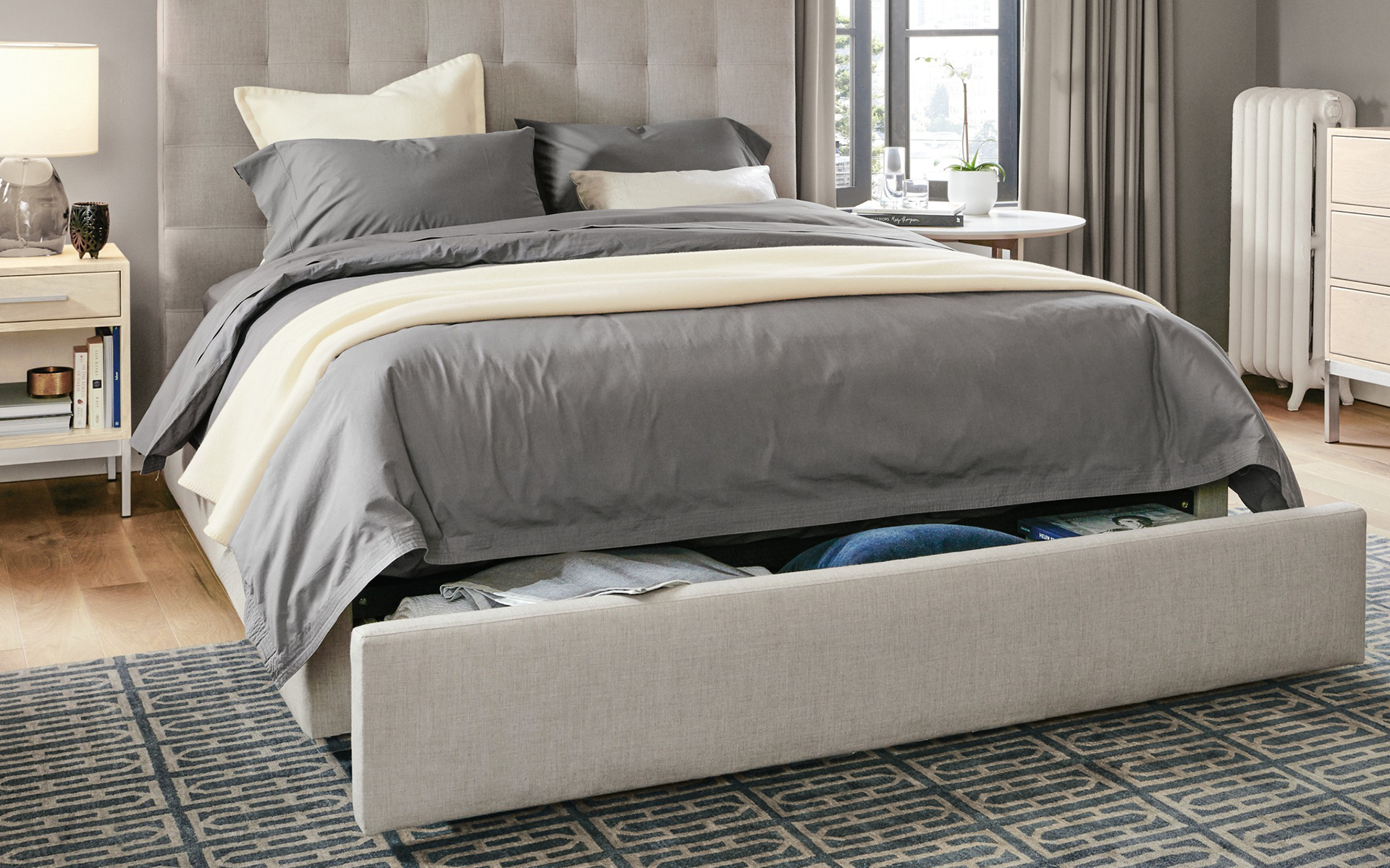 Avery storage bed