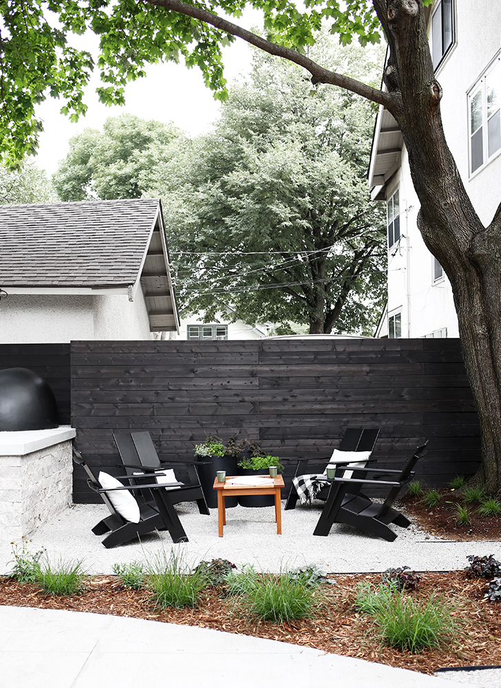 Backyard makeover lounge space 